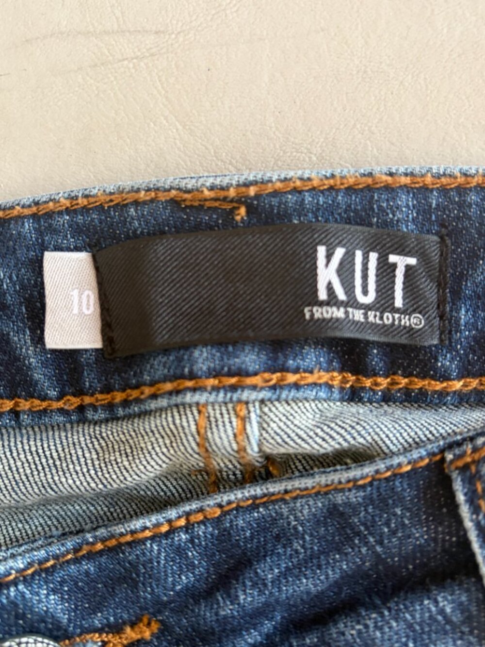 KUT from the Kloth Catherine Boyfriend Jeans Size 10 - Picture 4 of 6